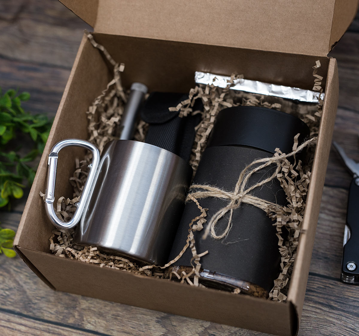 Подарок на 23 февраля мужчине Набор для выживания