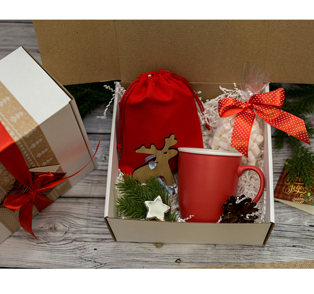 Новогодний подарочный набор Hugge box с оленем