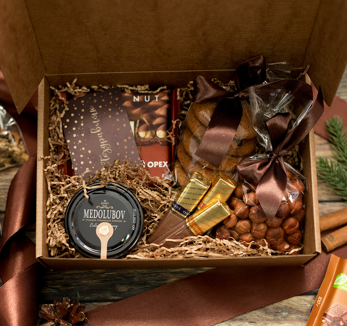 Подарочный набор Орехи и шоколад